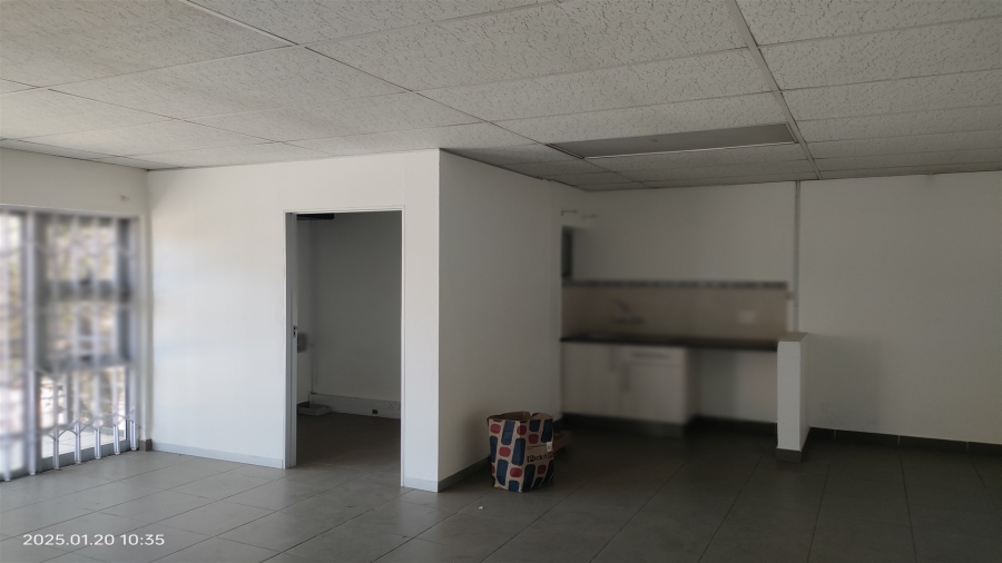To Let commercial Property for Rent in North Riding Gauteng