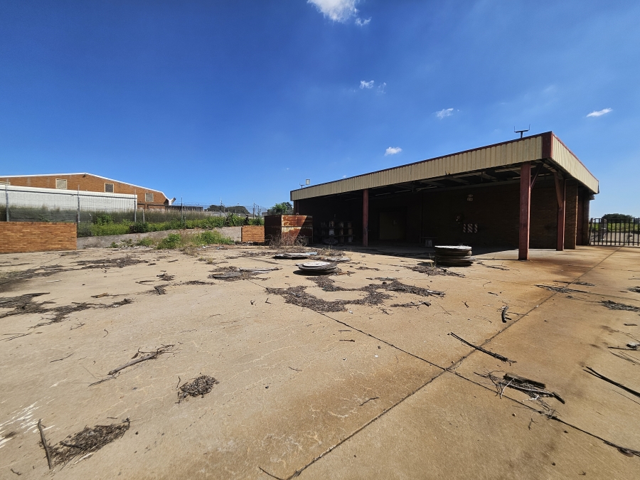 Commercial Property for Sale in Rosslyn Gauteng