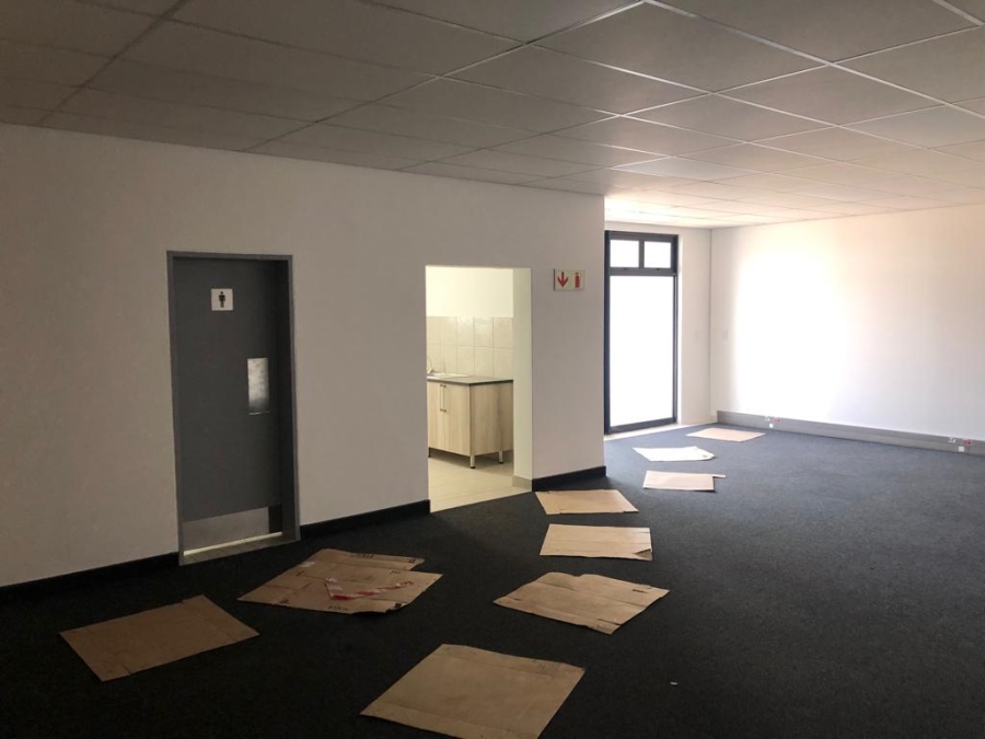 To Let commercial Property for Rent in Olifantsfontein Gauteng