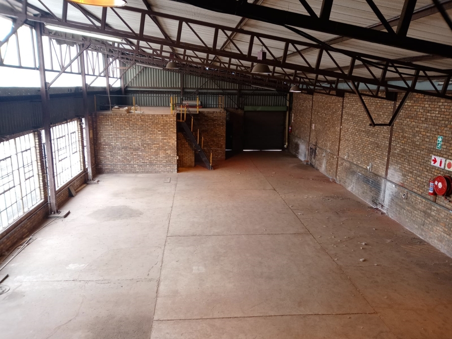 To Let commercial Property for Rent in Anderbolt Gauteng