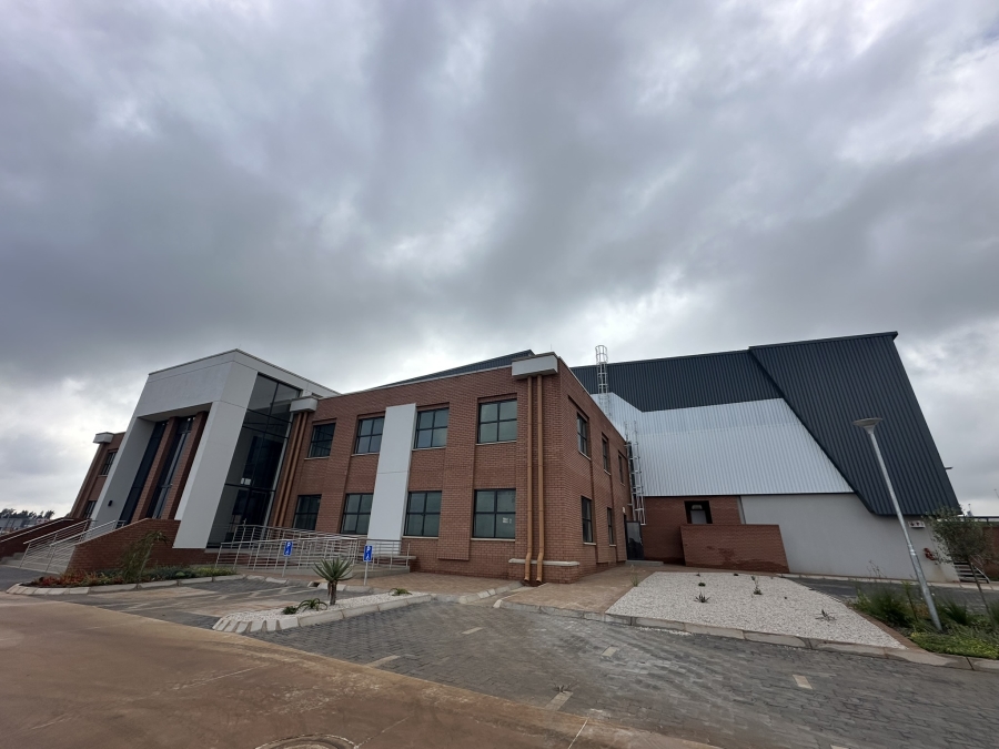 Commercial Property for Sale in Clayville Gauteng