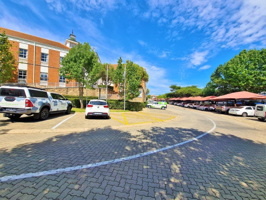 To Let commercial Property for Rent in Fourways Gauteng