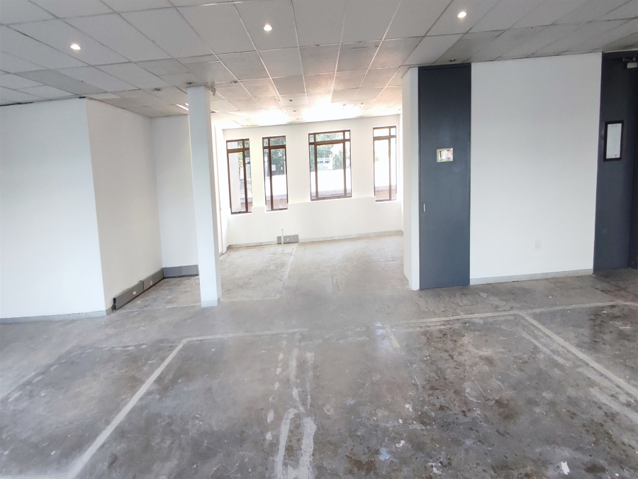To Let commercial Property for Rent in Hyde Park Gauteng