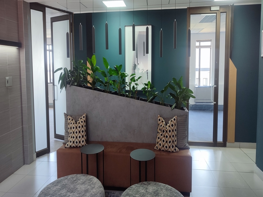 To Let commercial Property for Rent in Hyde Park Gauteng