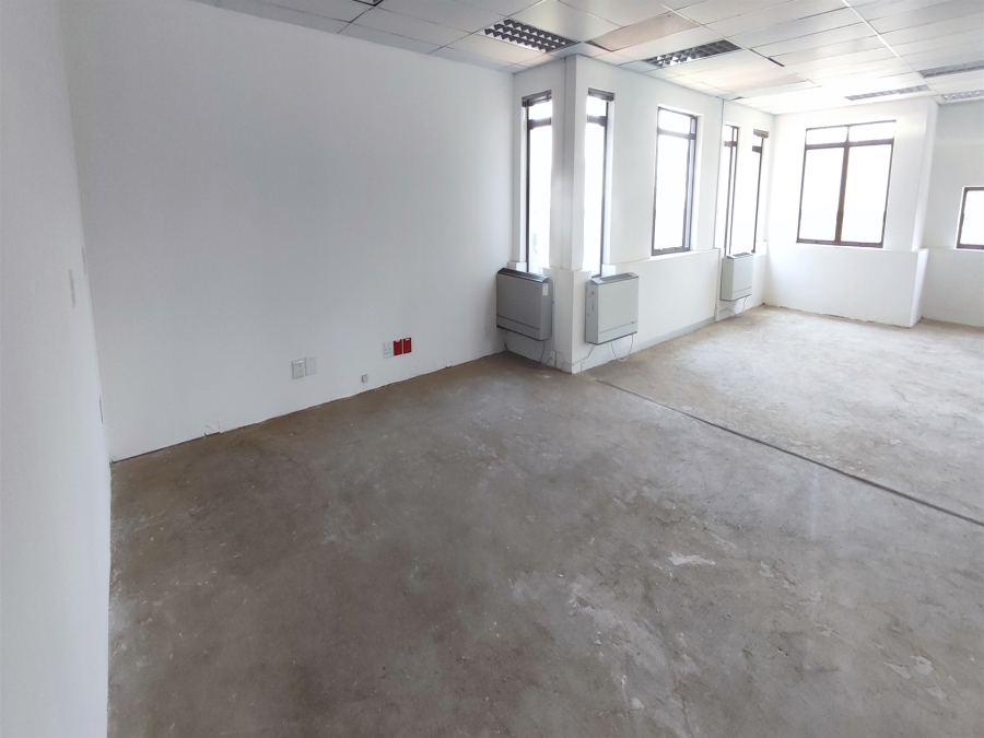To Let commercial Property for Rent in Hyde Park Gauteng