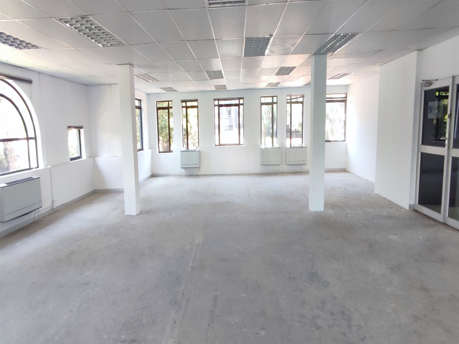 To Let commercial Property for Rent in Hyde Park Gauteng