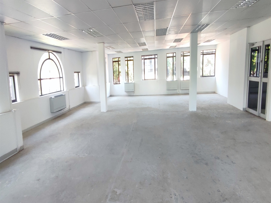 To Let commercial Property for Rent in Hyde Park Gauteng