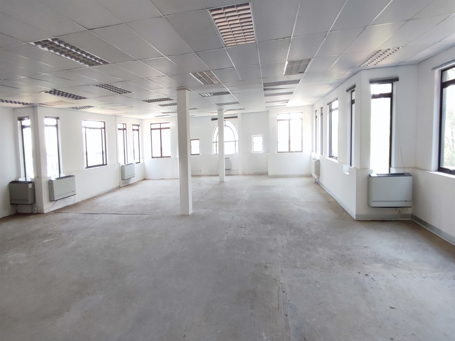 To Let commercial Property for Rent in Hyde Park Gauteng
