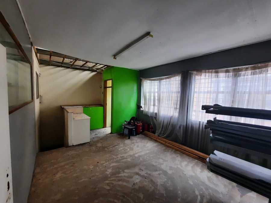 To Let commercial Property for Rent in Lea Glen Gauteng