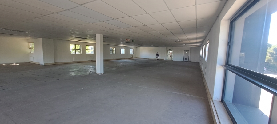 To Let commercial Property for Rent in Halfway Gardens Gauteng