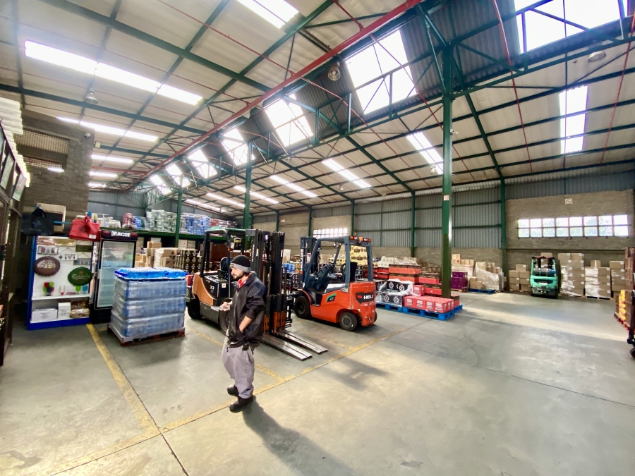 To Let commercial Property for Rent in Randjespark Gauteng