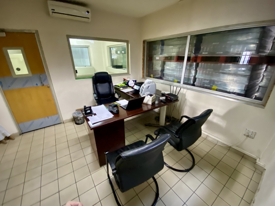 To Let commercial Property for Rent in Randjespark Gauteng