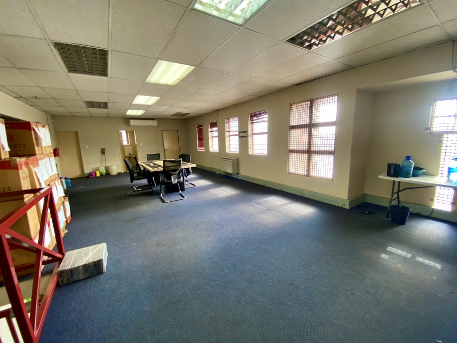 To Let commercial Property for Rent in Randjespark Gauteng
