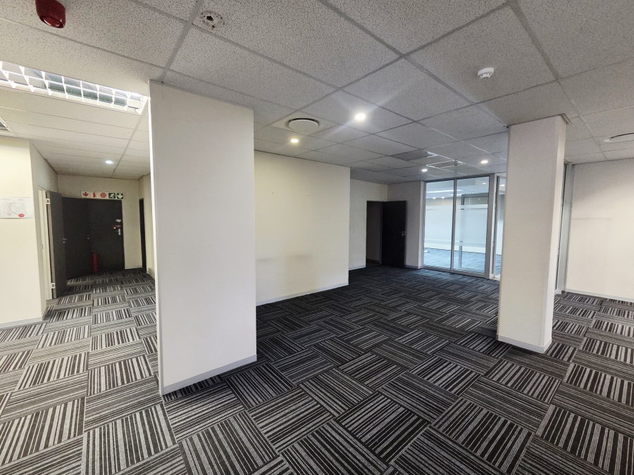 To Let commercial Property for Rent in Halfway House Gauteng