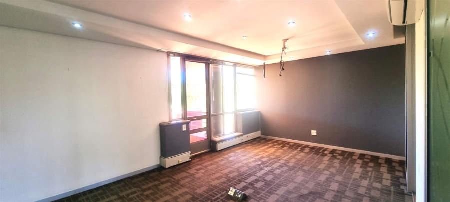 To Let commercial Property for Rent in Woodmead Gauteng
