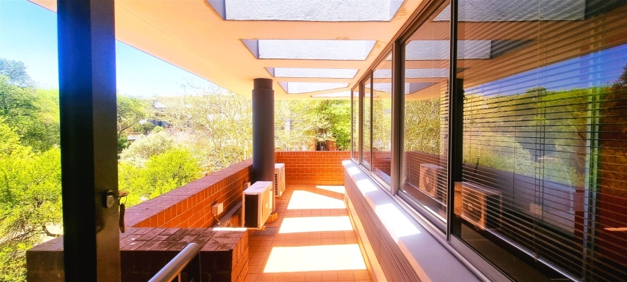 To Let commercial Property for Rent in Woodmead Gauteng
