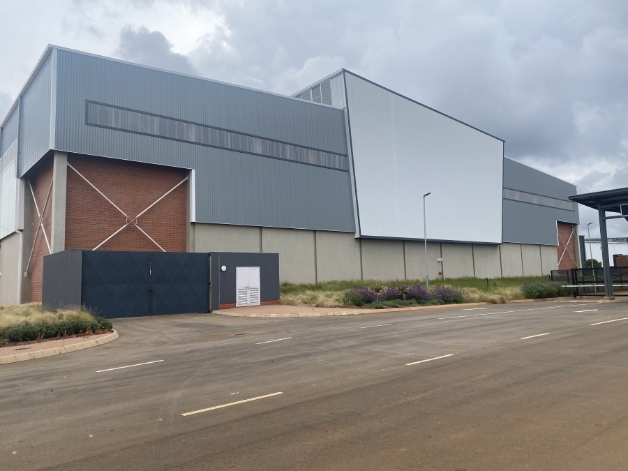 Commercial Property for Sale in Louwlardia Gauteng