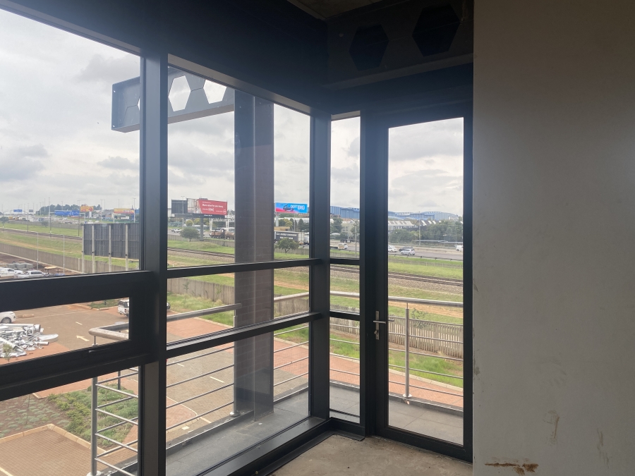 Commercial Property for Sale in Louwlardia Gauteng