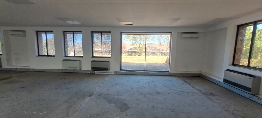 To Let commercial Property for Rent in Vorna Valley Gauteng