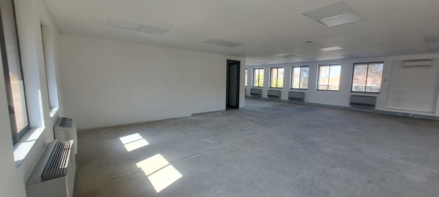 To Let commercial Property for Rent in Vorna Valley Gauteng