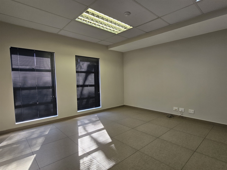 To Let commercial Property for Rent in Moreleta Park Gauteng