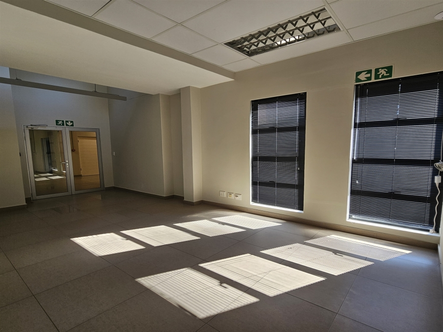 To Let commercial Property for Rent in Moreleta Park Gauteng