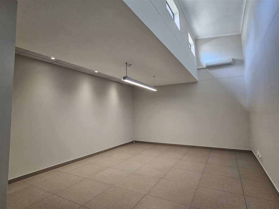 To Let commercial Property for Rent in Moreleta Park Gauteng