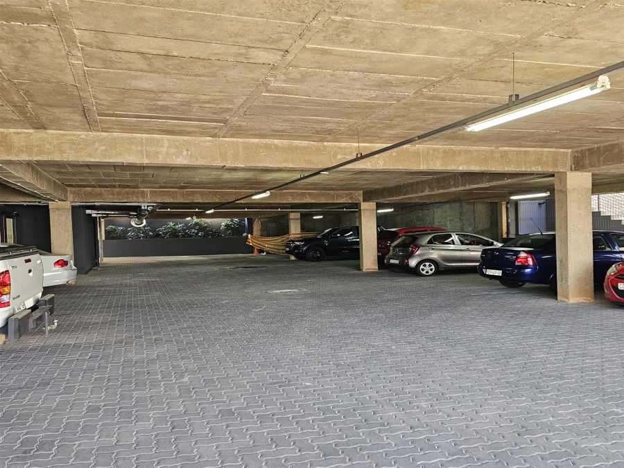 To Let commercial Property for Rent in Moreleta Park Gauteng
