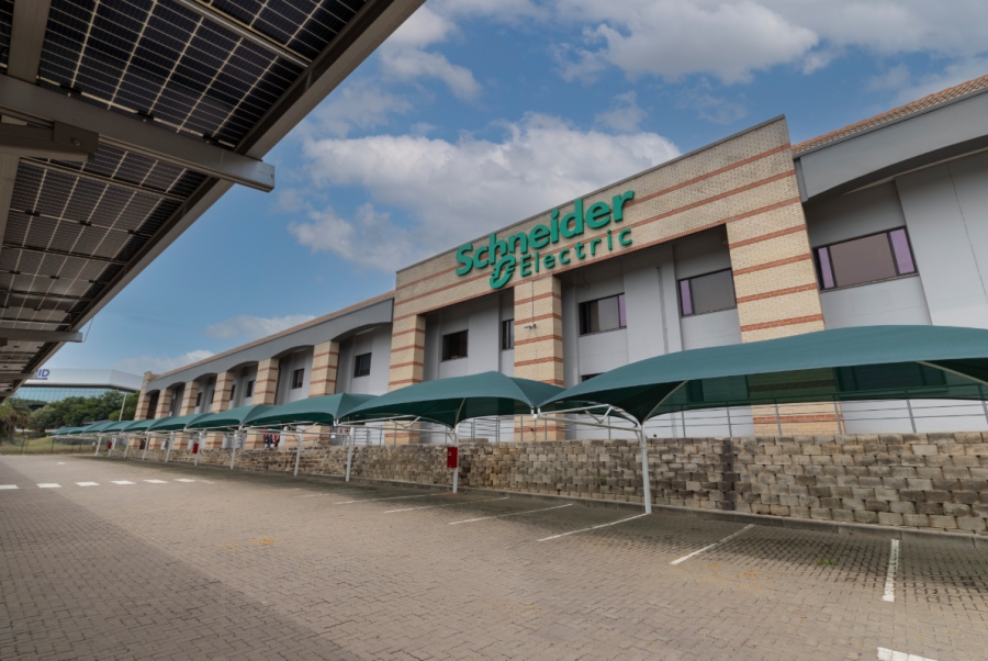 To Let commercial Property for Rent in Halfway House Gauteng