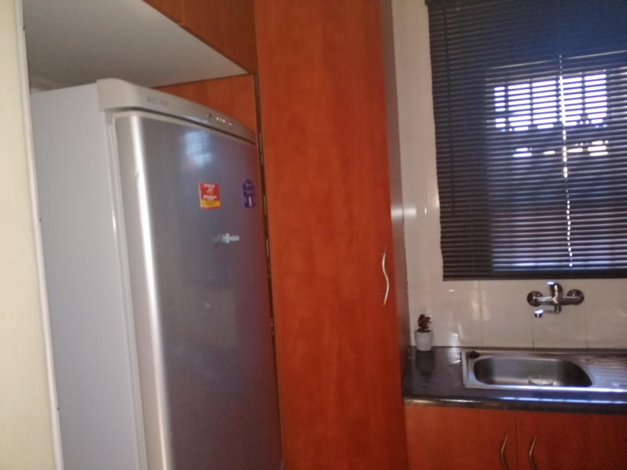 To Let 3 Bedroom Property for Rent in Sharon Park Gauteng
