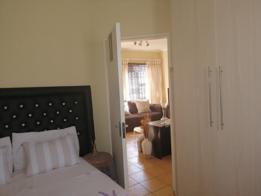 To Let 3 Bedroom Property for Rent in Sharon Park Gauteng