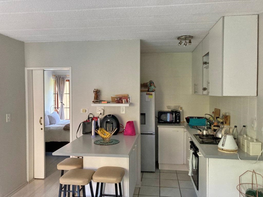 To Let 1 Bedroom Property for Rent in Parkwood Gauteng