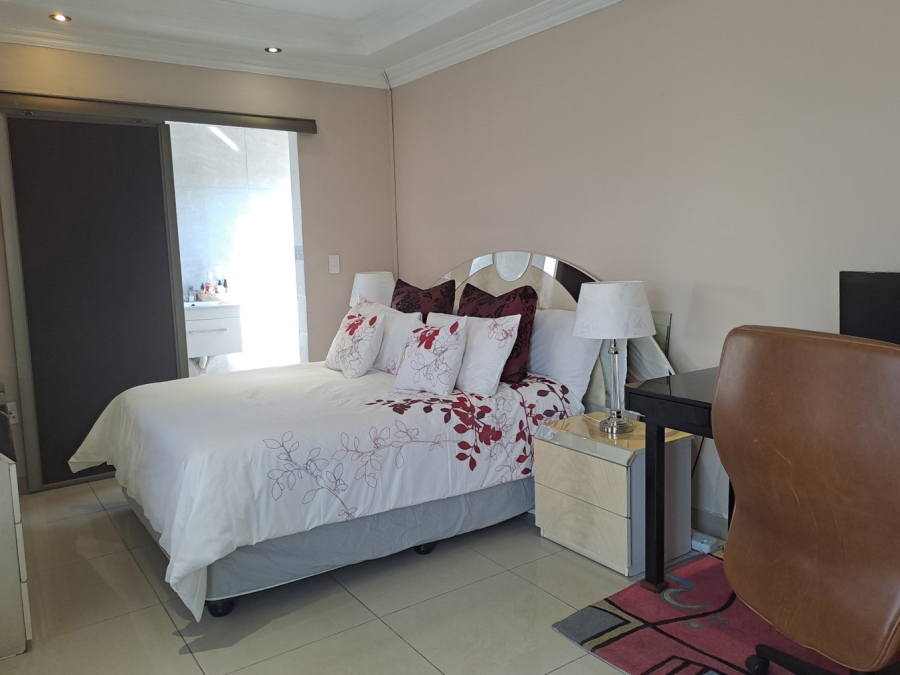 4 Bedroom Property for Sale in Alexandra East Bank Gauteng