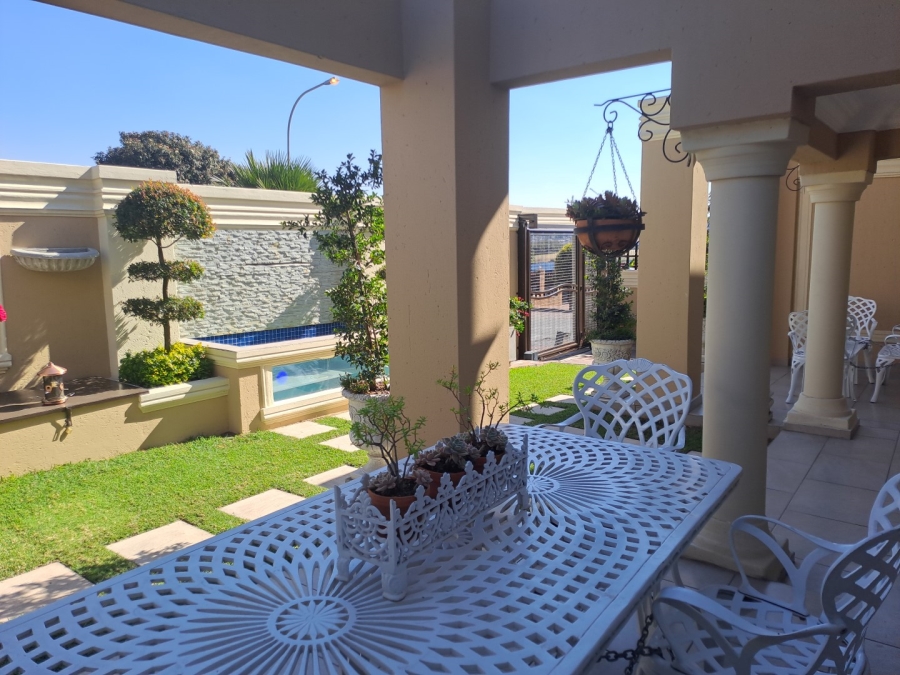 4 Bedroom Property for Sale in Alexandra East Bank Gauteng