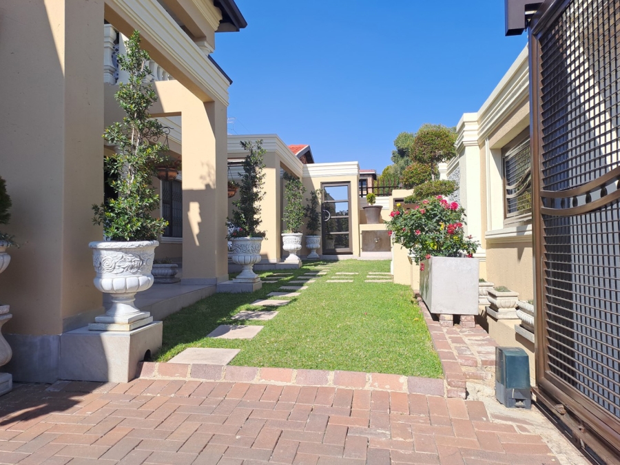 4 Bedroom Property for Sale in Alexandra East Bank Gauteng