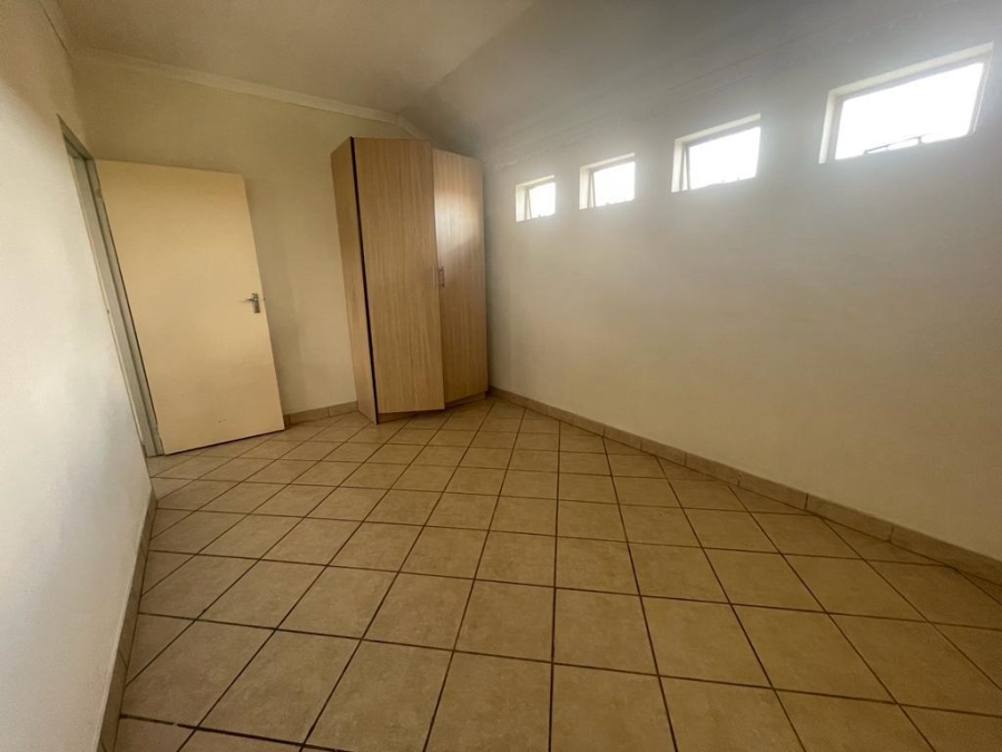 To Let 3 Bedroom Property for Rent in Country View Gauteng