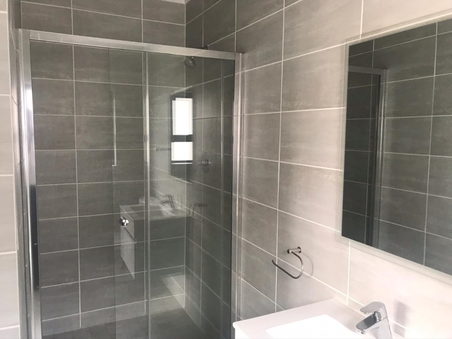To Let 1 Bedroom Property for Rent in Waterfall Gauteng