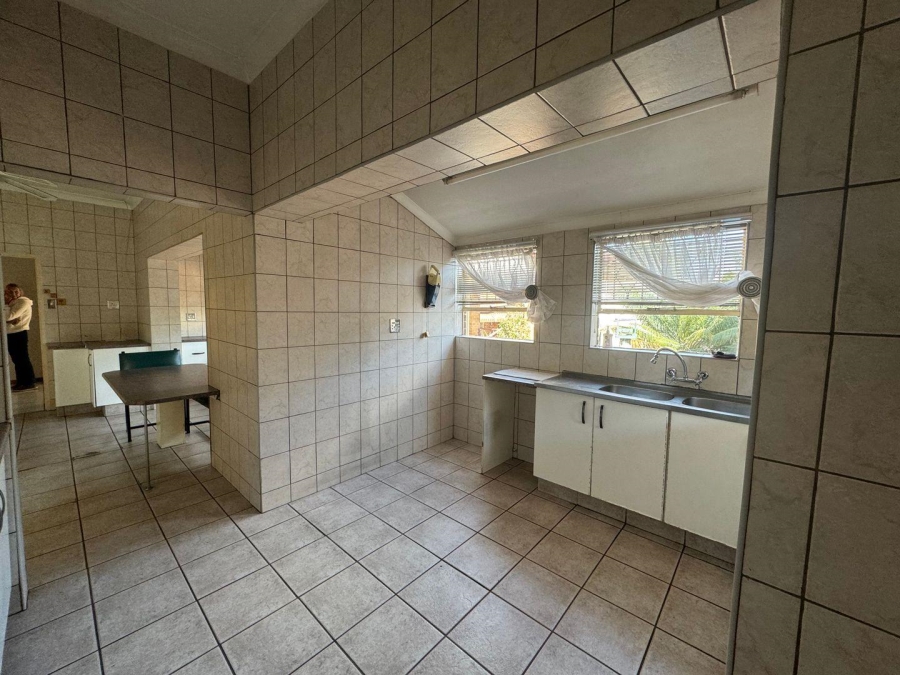 To Let 4 Bedroom Property for Rent in Hazeldene Gauteng