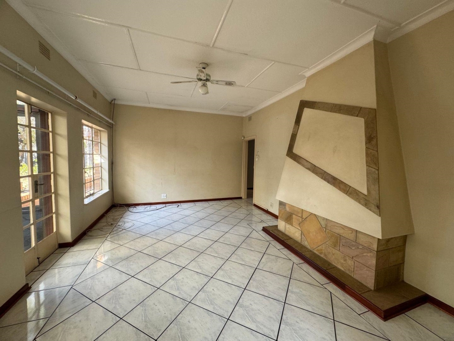 To Let 4 Bedroom Property for Rent in Hazeldene Gauteng