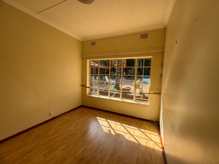 To Let 4 Bedroom Property for Rent in Hazeldene Gauteng