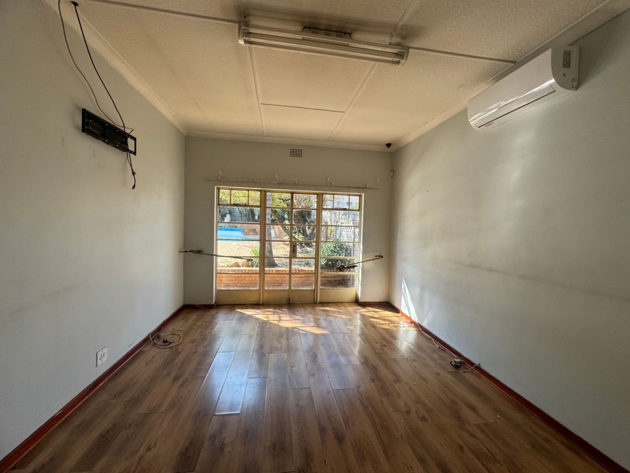 To Let 4 Bedroom Property for Rent in Hazeldene Gauteng