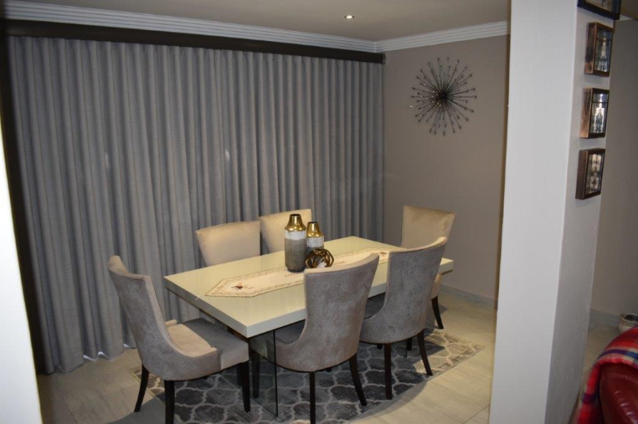 3 Bedroom Property for Sale in Monument Gauteng