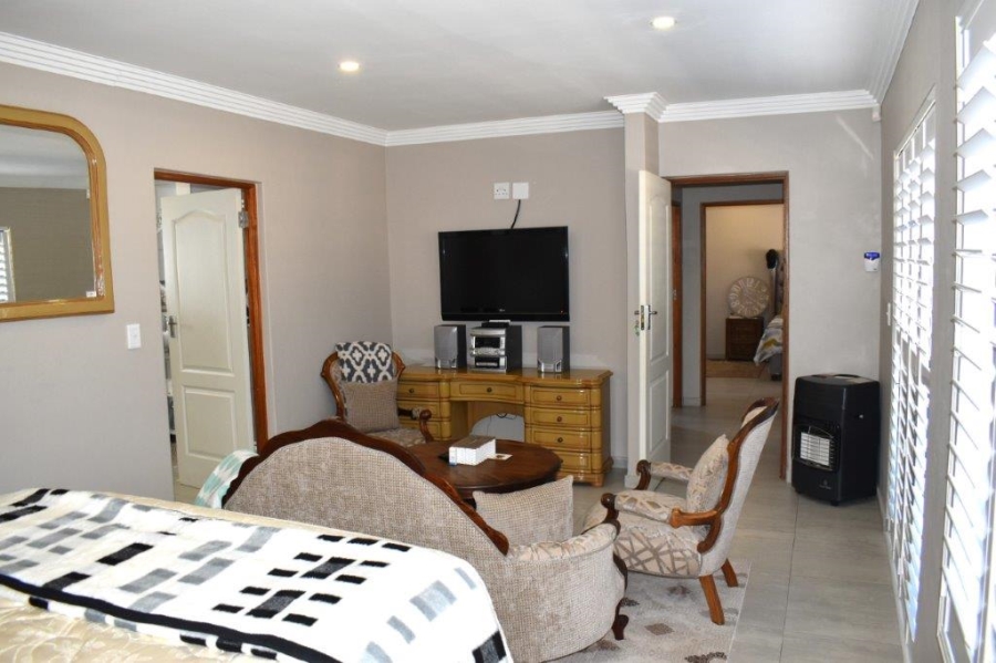 3 Bedroom Property for Sale in Monument Gauteng