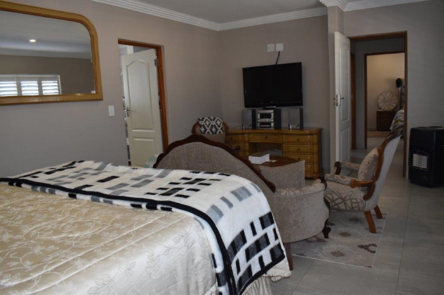 3 Bedroom Property for Sale in Monument Gauteng