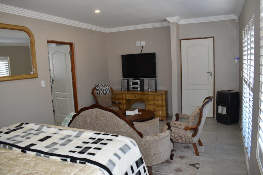 3 Bedroom Property for Sale in Monument Gauteng