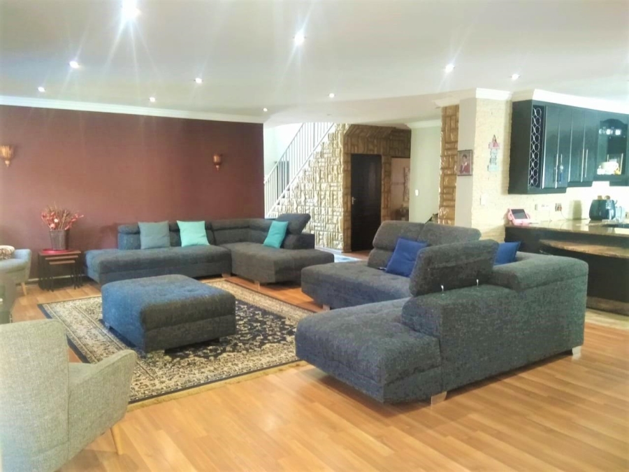 5 Bedroom Property for Sale in Montana Tuine Gauteng