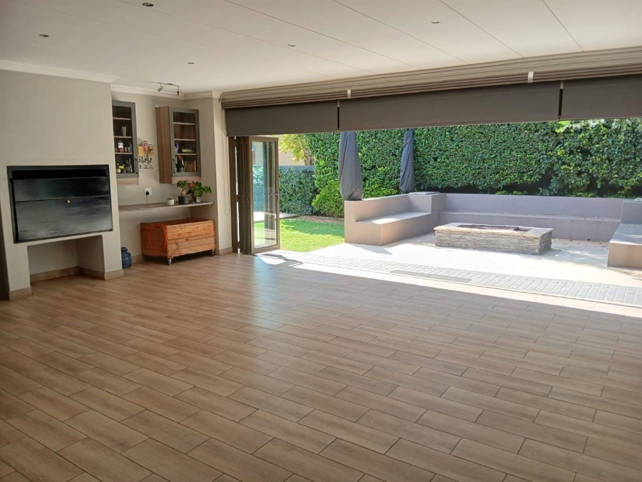 5 Bedroom Property for Sale in Montana Park Gauteng