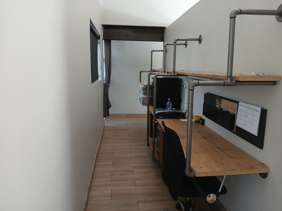 5 Bedroom Property for Sale in Montana Park Gauteng