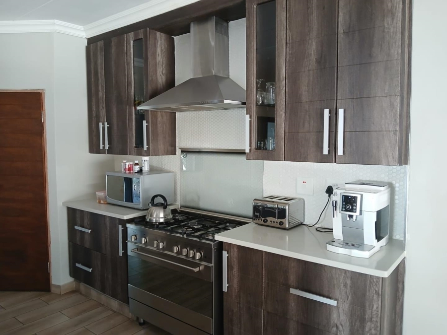 5 Bedroom Property for Sale in Montana Park Gauteng