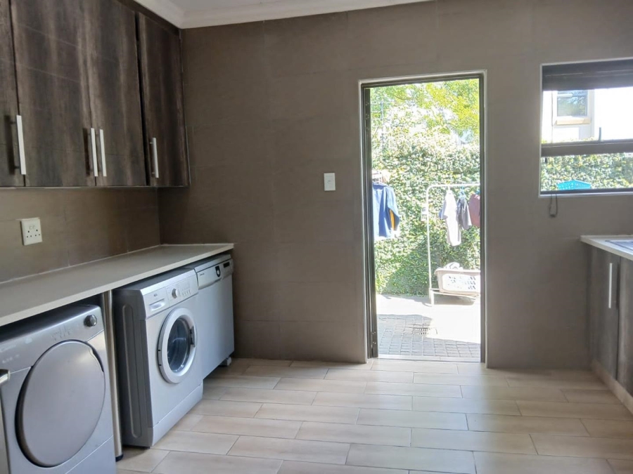 5 Bedroom Property for Sale in Montana Park Gauteng